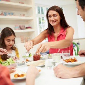 5 Tips for Raising A Healthy Eater From Breast to Table