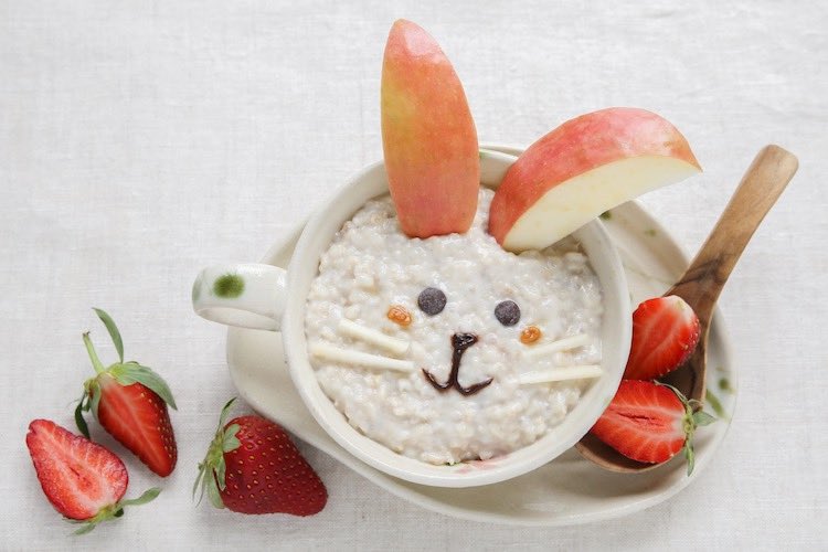 Bunny rabbit porridge breakfast food art for kids for a fun easter activity