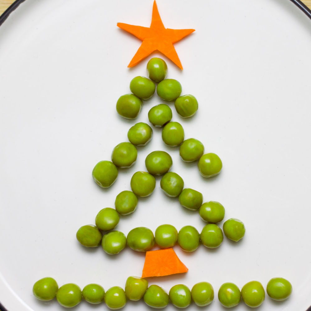 Christmas tree peas food art